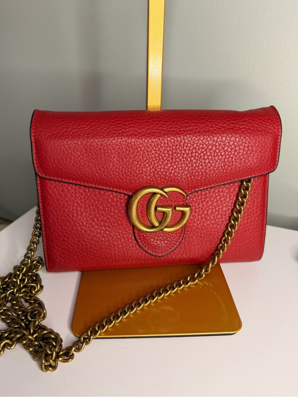 Gucci Red Pebbled Leather GG Chain WOC crossbody wallet on chain